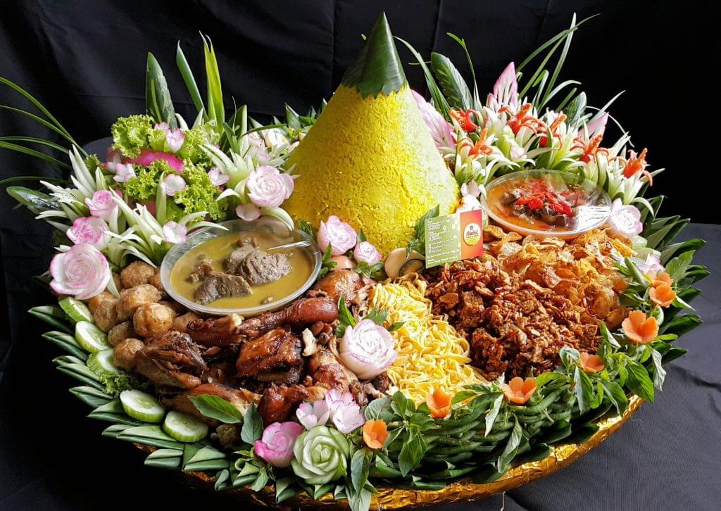 pondol tumpeng